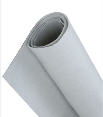Qualität  200sqm White Polypropylene Geosynthetic Fabric 4 Ounce Non Woven Geotextile Fabric Fabrik